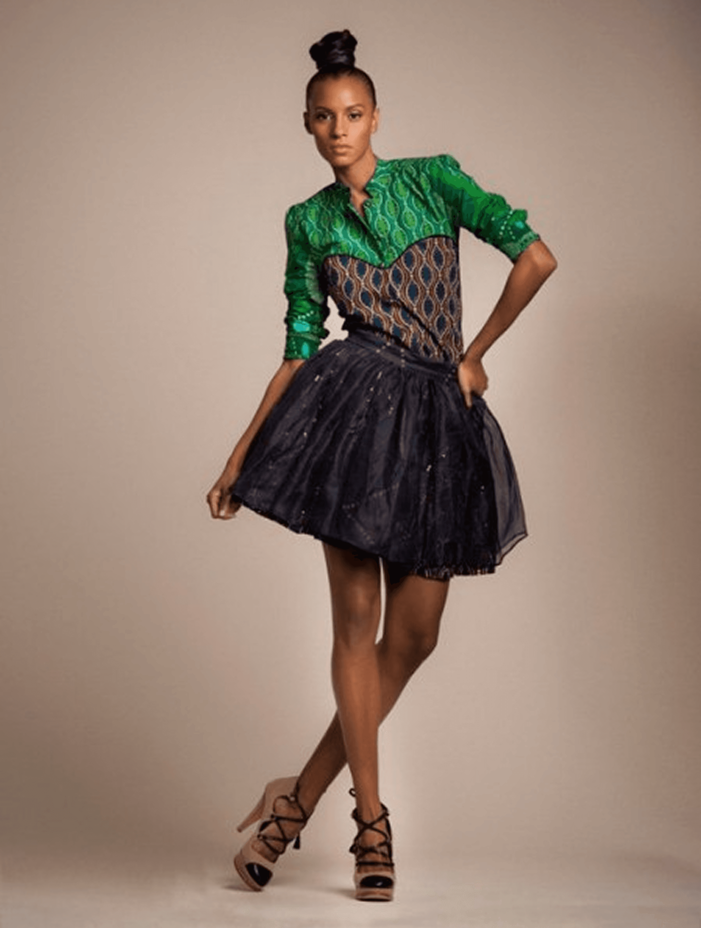 2005 - Brand founded as 'Jewel by Lisa'